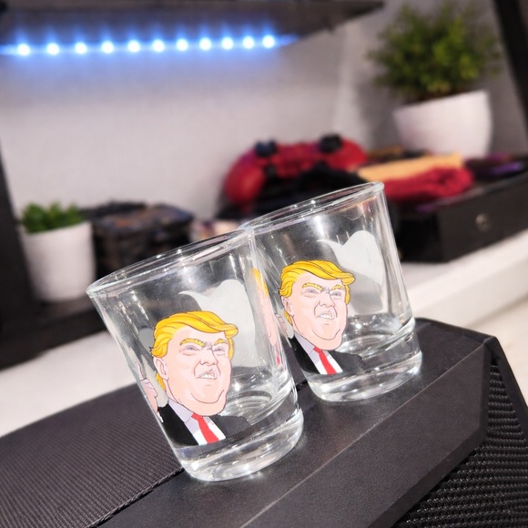 Other - Novelty Political Figure Shot Glasses - Set of 2, Clear